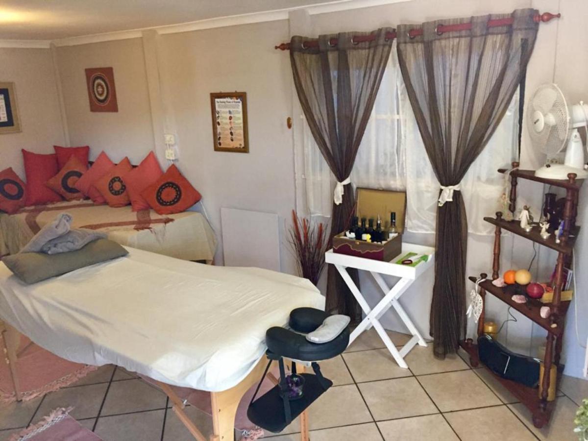 Jembjo'S Knysna Lodge & Backpackers Екстер'єр фото