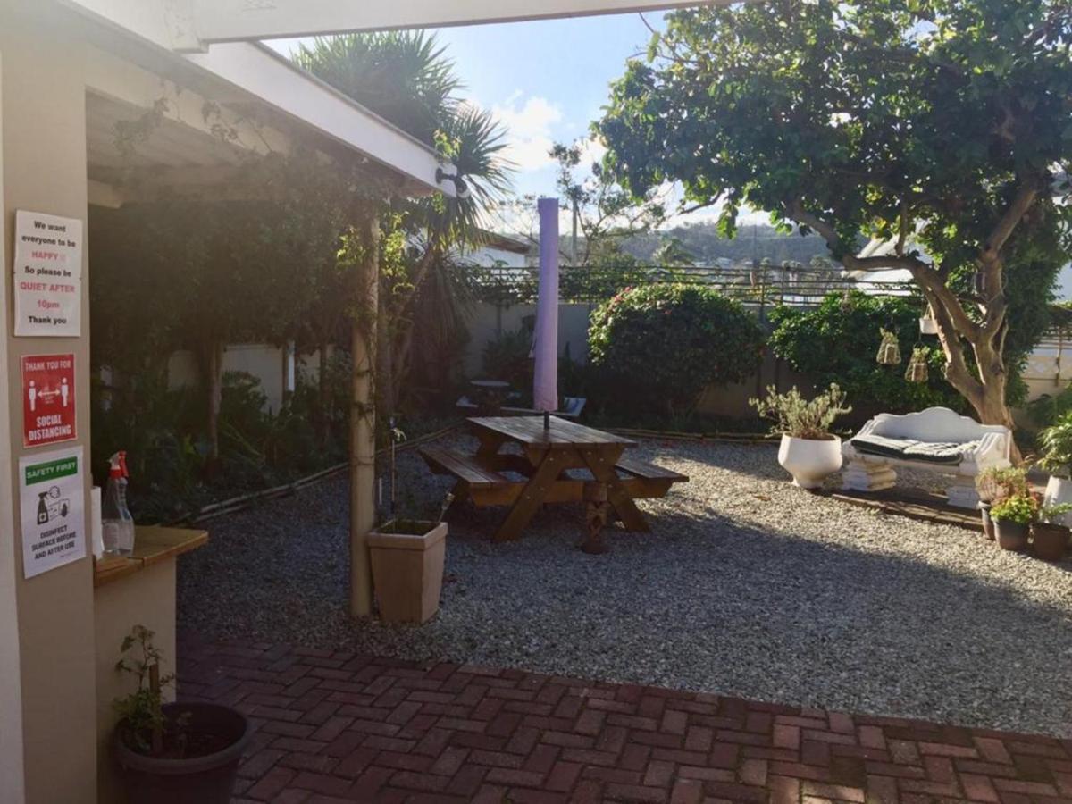 Jembjo'S Knysna Lodge & Backpackers Екстер'єр фото