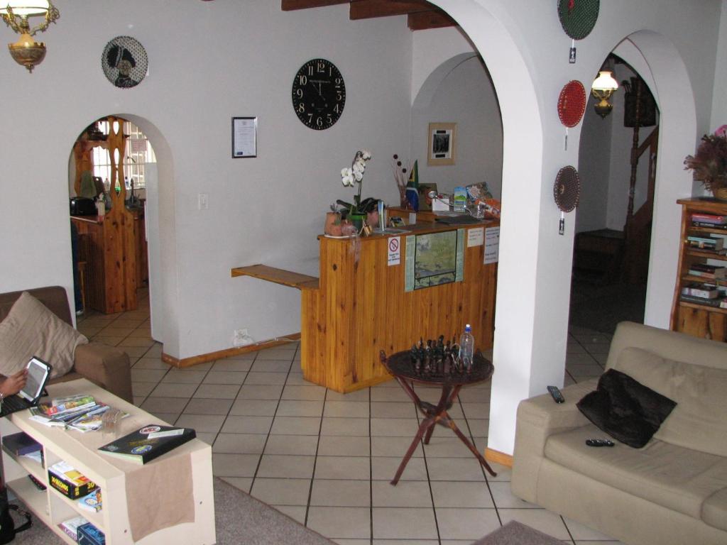Jembjo'S Knysna Lodge & Backpackers Екстер'єр фото
