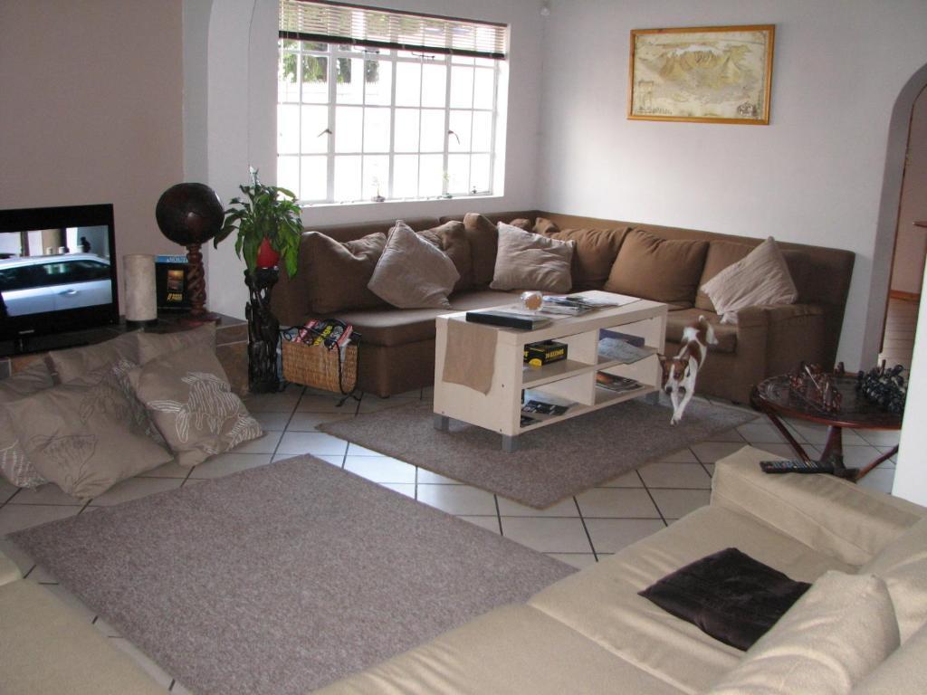 Jembjo'S Knysna Lodge & Backpackers Екстер'єр фото