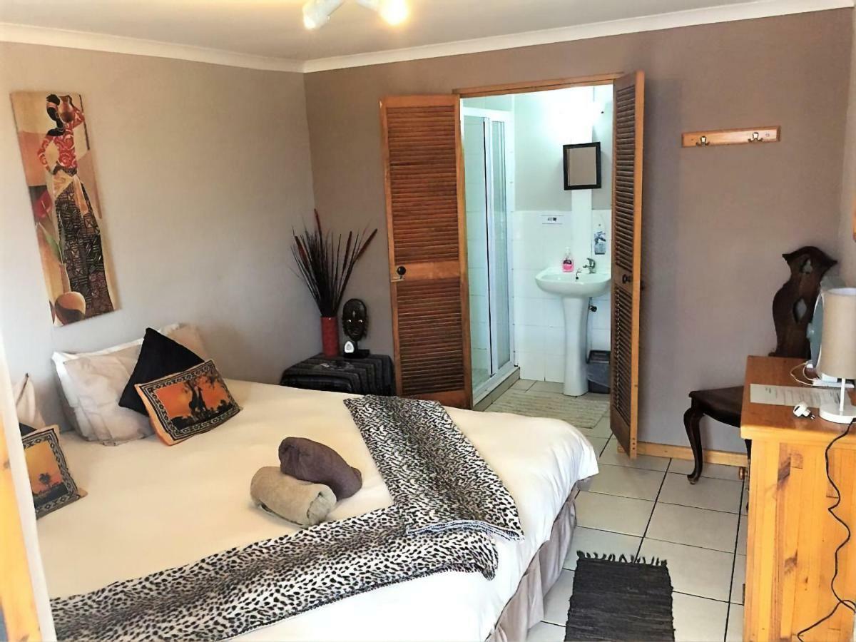 Jembjo'S Knysna Lodge & Backpackers Екстер'єр фото