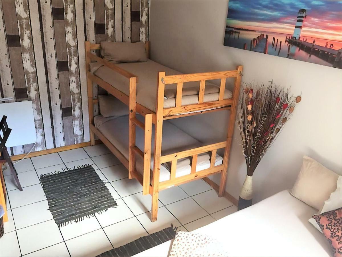 Jembjo'S Knysna Lodge & Backpackers Екстер'єр фото