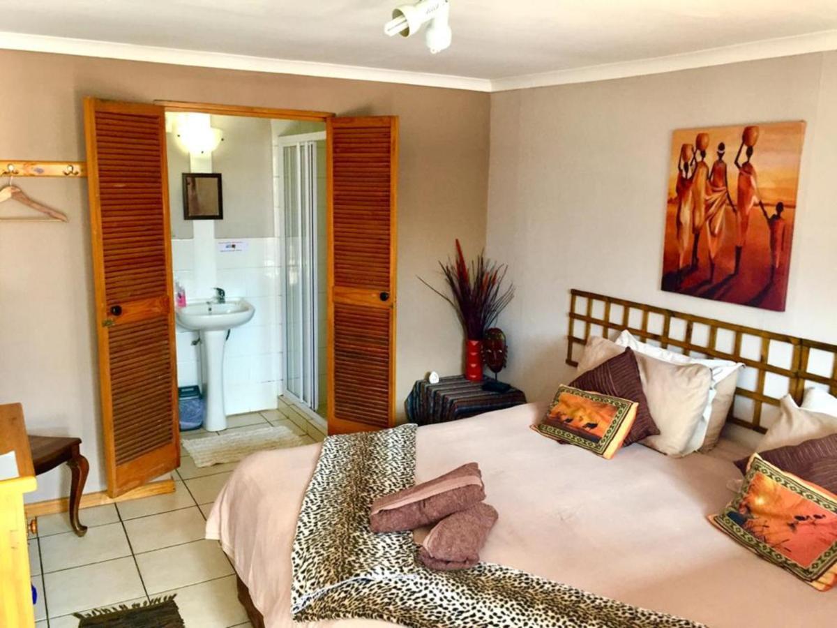 Jembjo'S Knysna Lodge & Backpackers Екстер'єр фото